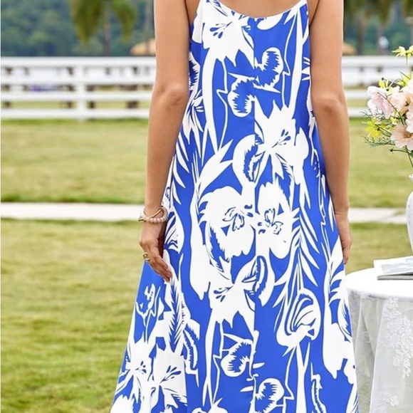 Boho Summer Dresses Floral Sleeveless Spaghetti Strap Maxi Dress with Pockets - Picture 4 of 5